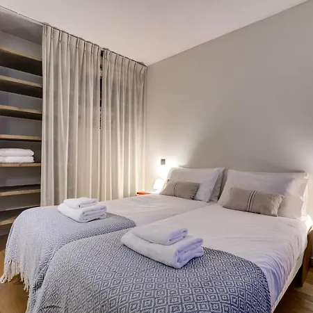 Chalets Safari - Central - Sleeps 6 Or Sleeps 10