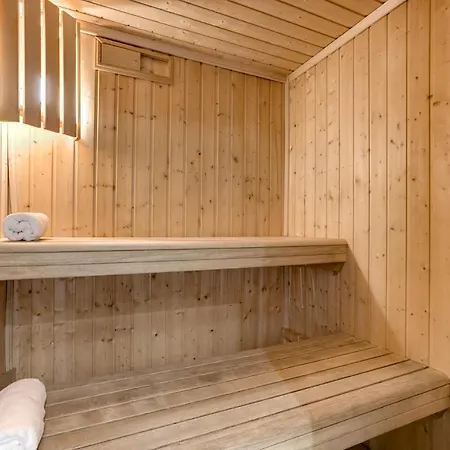 Chalets Safari - Central - Sleeps 6 Or Sleeps 10